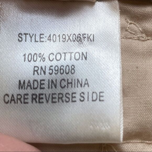 Freedom to Change Front Zip Quilted Vest Size Large - Picture 4 of 8